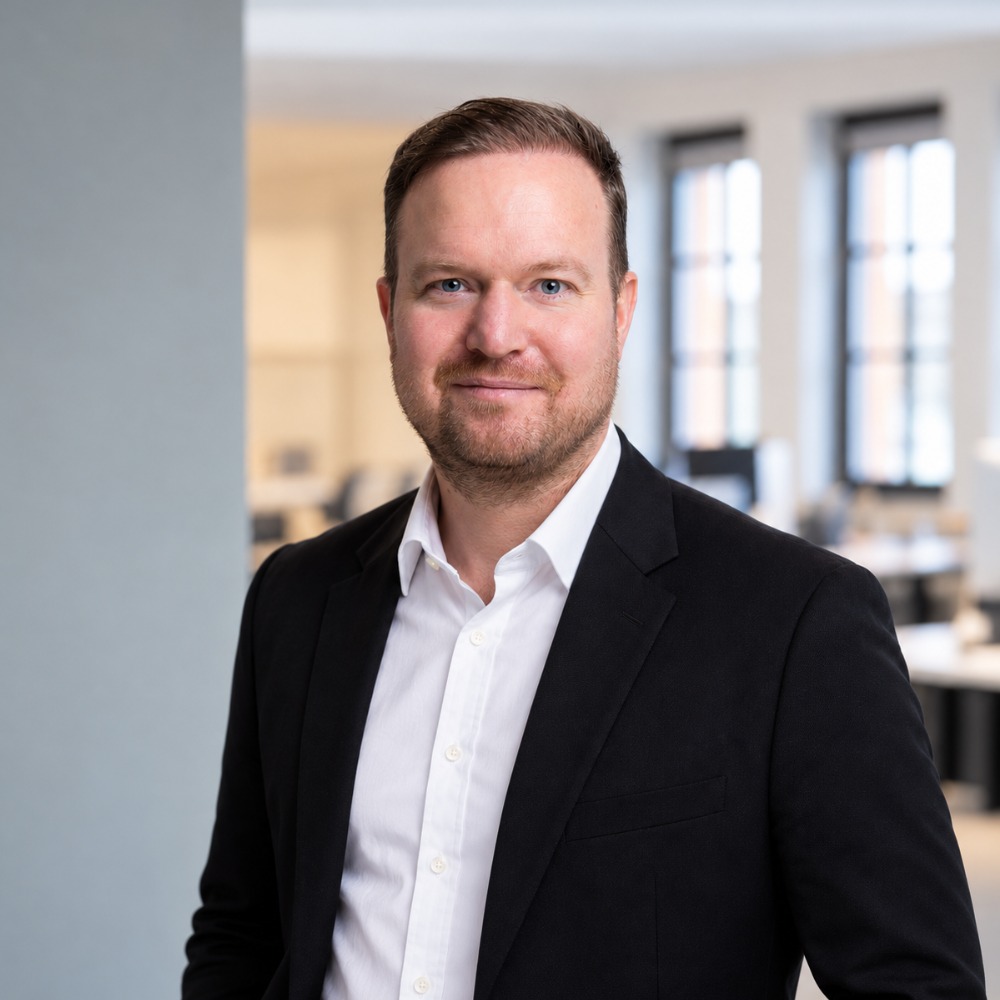 Dr. Hannes Dambach